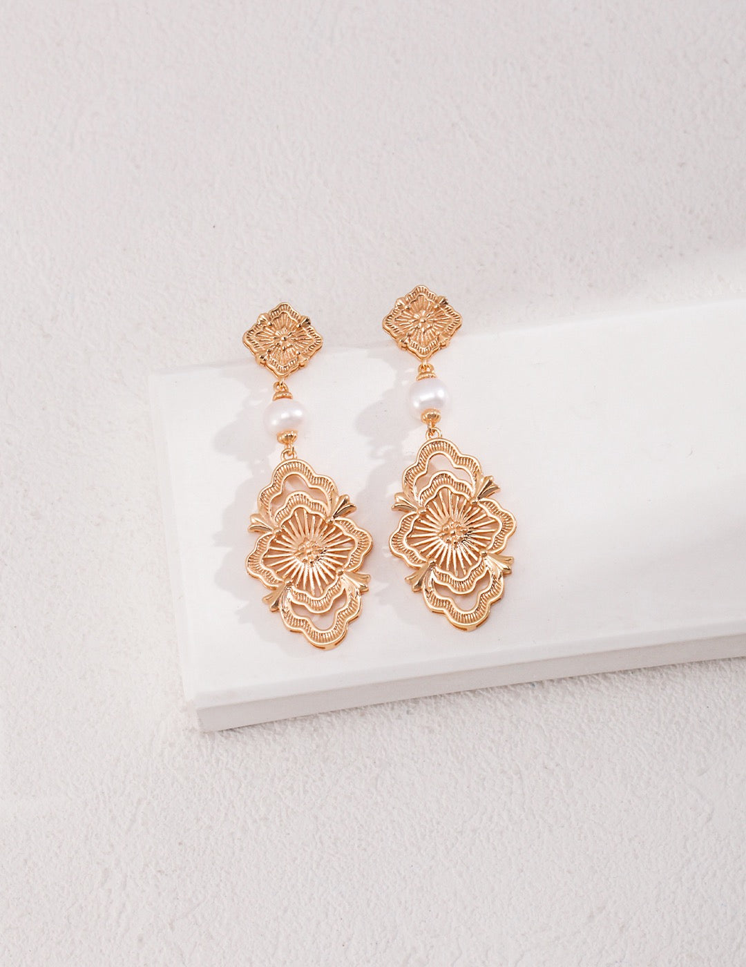 Vintage gold vermeil dangle earrings