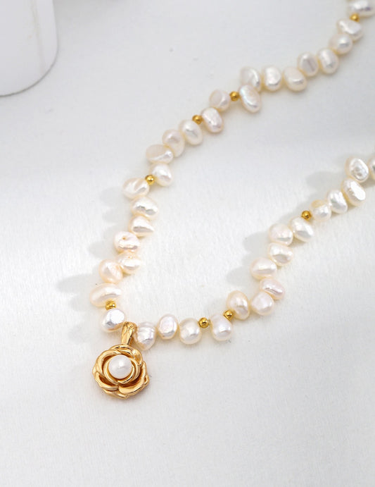 Camellia pearl necklace